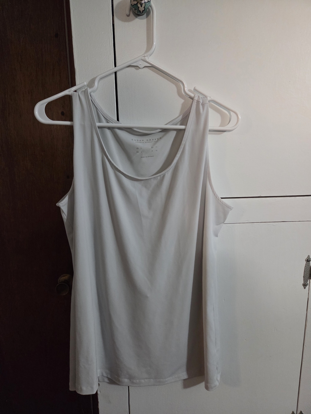 Susan Graver White Scoop Neck Tank Top